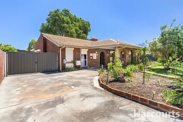 Second view of Homely house listing, 21 Marlow Way, Thornlie WA 6108