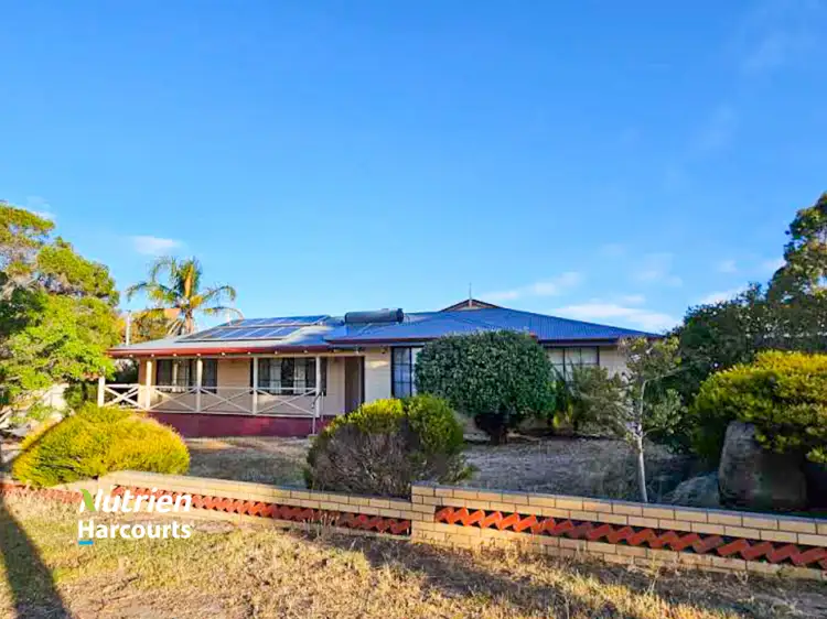 Fifth view of Homely house listing, 1 Quinn Street, Gnowangerup WA 6335