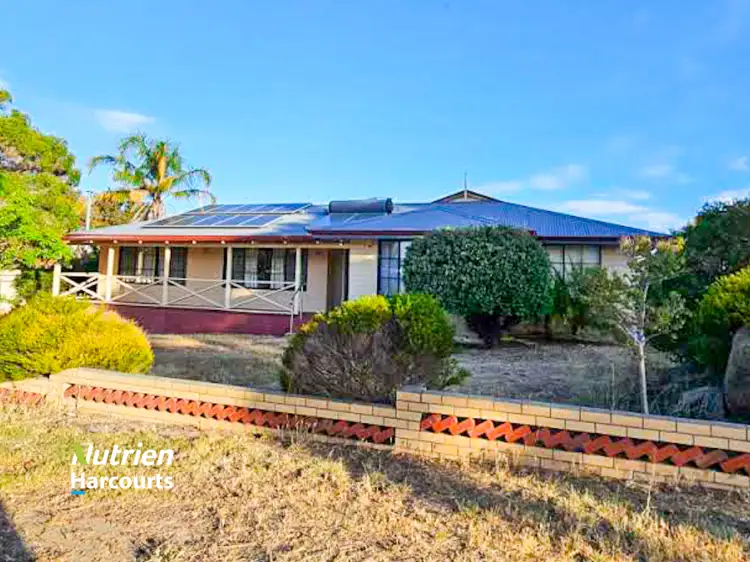 Sixth view of Homely house listing, 1 Quinn Street, Gnowangerup WA 6335