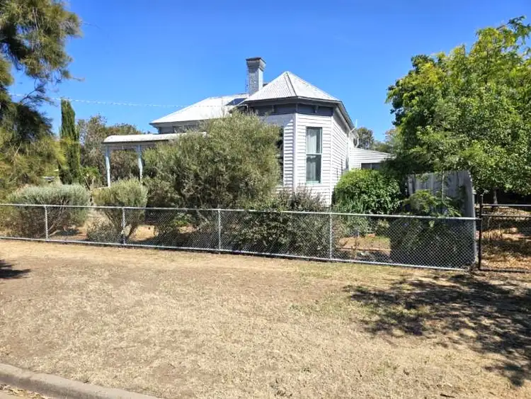 43 Mcculloch Street, Donald VIC 3480