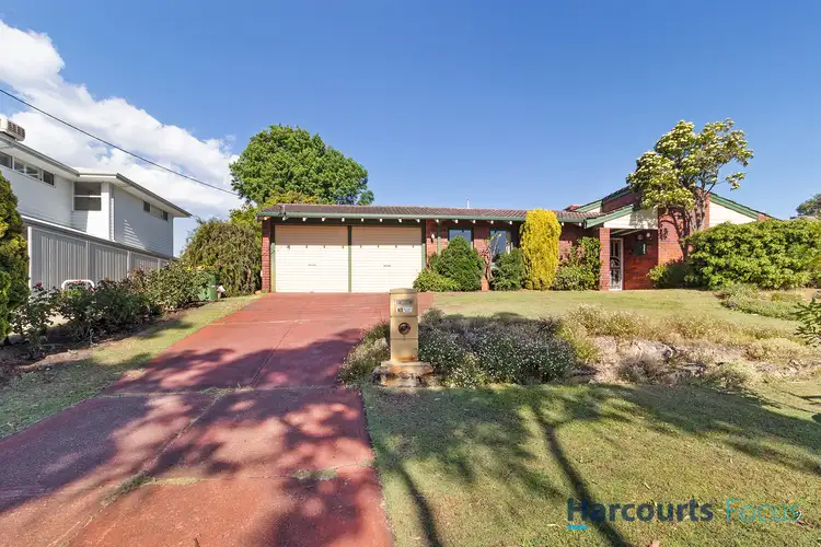 13 More Crescent, Bull Creek WA 6149