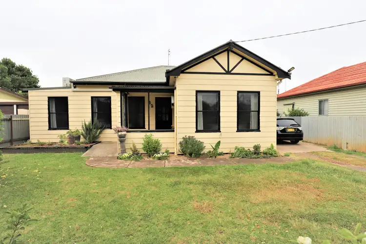 32 Gundagai Road, Cootamundra NSW 2590