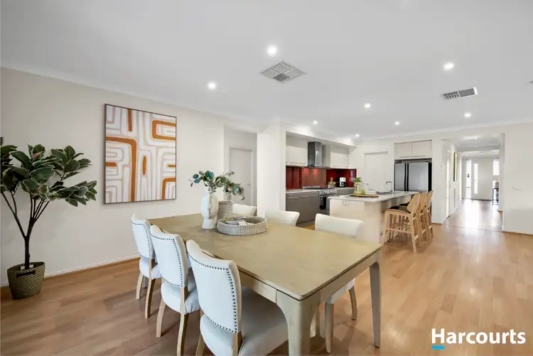 Second view of Homely house listing, 5 Snowden Place, Vermont VIC 3133