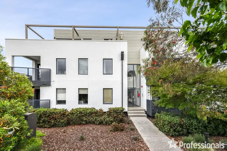 27/24 Burton Avenue, Clayton VIC 3168