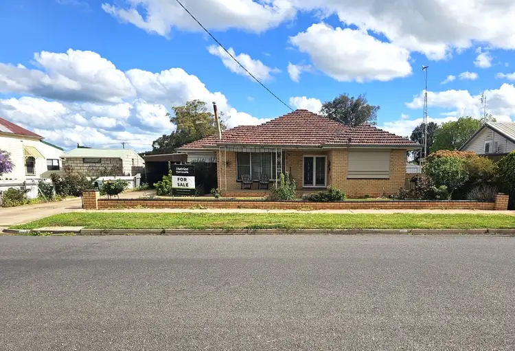 14 Cave St, Donald VIC 3480