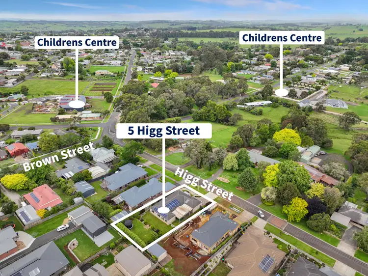 Second view of Homely house listing, 5 Higg Street, Leongatha VIC 3953