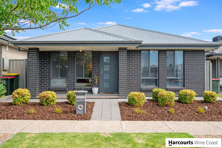 8 Hindmarsh Street
