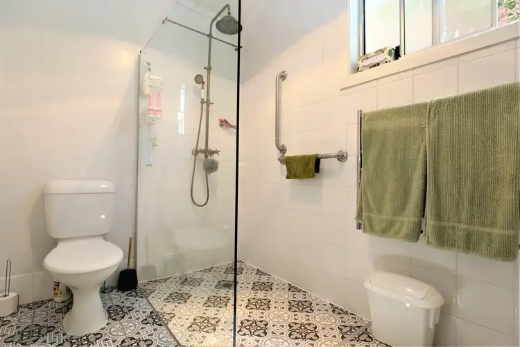 Sixth view of Homely house listing, 25 Thompson Street, Cootamundra NSW 2590