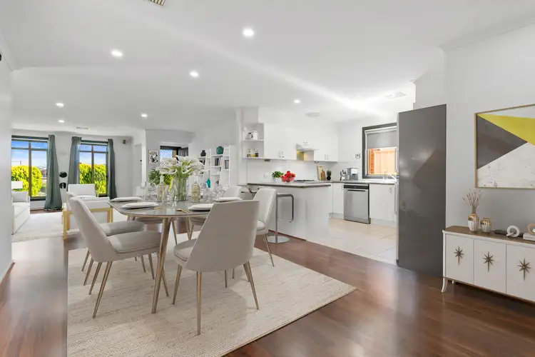 Fifth view of Homely house listing, 2 McGuire Court, Hackham SA 5163