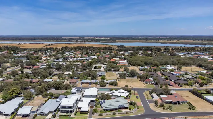 Fifth view of Homely house listing, 30 Moylan Way, Geographe WA 6280