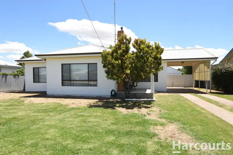 35 Alexander Avenue, Horsham VIC 3400