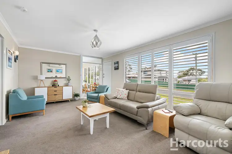 17 Oak Street, Primrose Sands TAS 7173