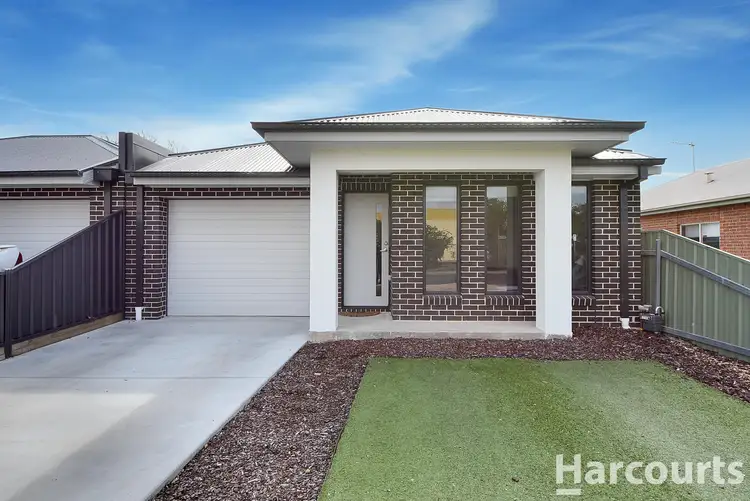 1/8 Delville Street, Horsham VIC 3400