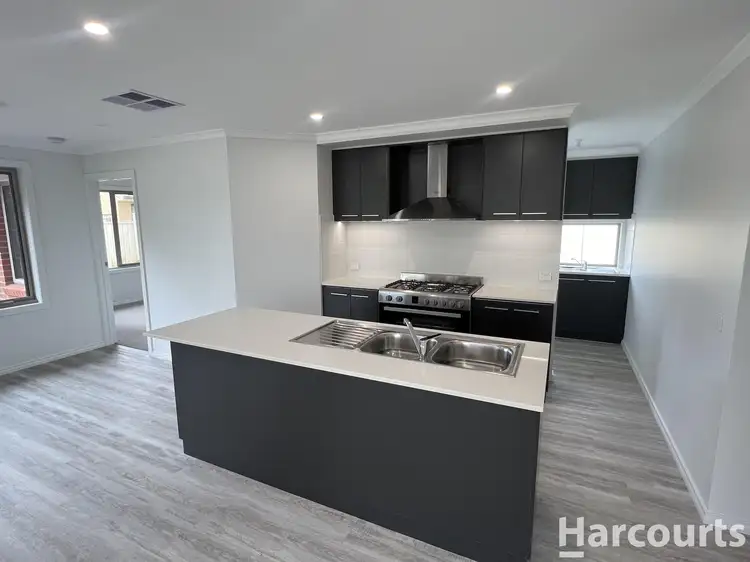 Second view of Homely house listing, 8 Homers Court, Horsham VIC 3400
