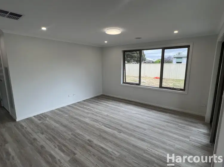 Fourth view of Homely house listing, 8 Homers Court, Horsham VIC 3400