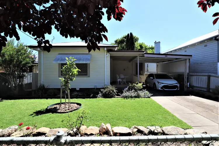 39 O'Donnell Street, Cootamundra NSW 2590