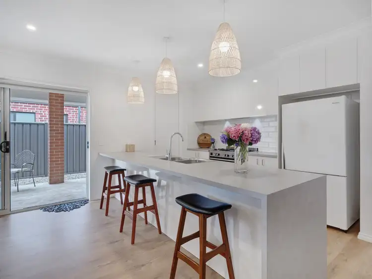 Second view of Homely house listing, 6 Magnolia Terrace, Wangaratta VIC 3677