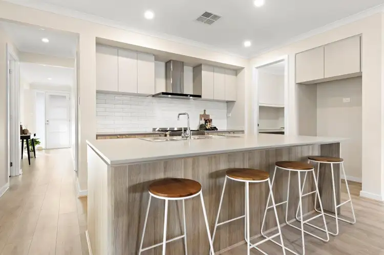 Fifth view of Homely house listing, 7 Kingfisher Drive, Riverlea Park SA 5120