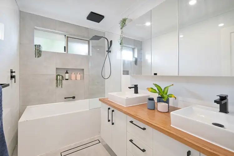 Sixth view of Homely house listing, 5 Pasalich Bend, Aveley WA 6069