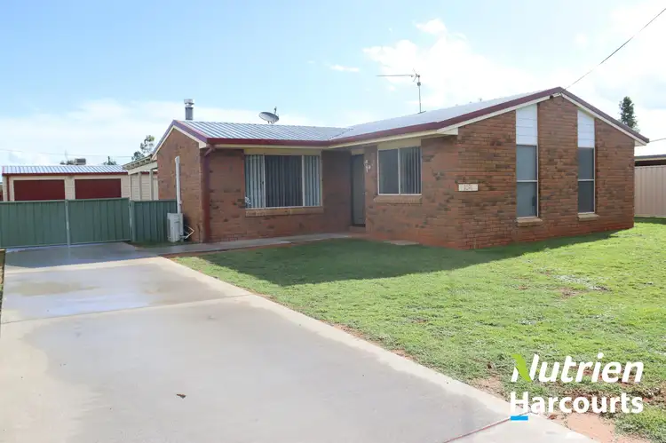 Fifth view of Homely house listing, 8 McIntyre Street, Chinchilla QLD 4413