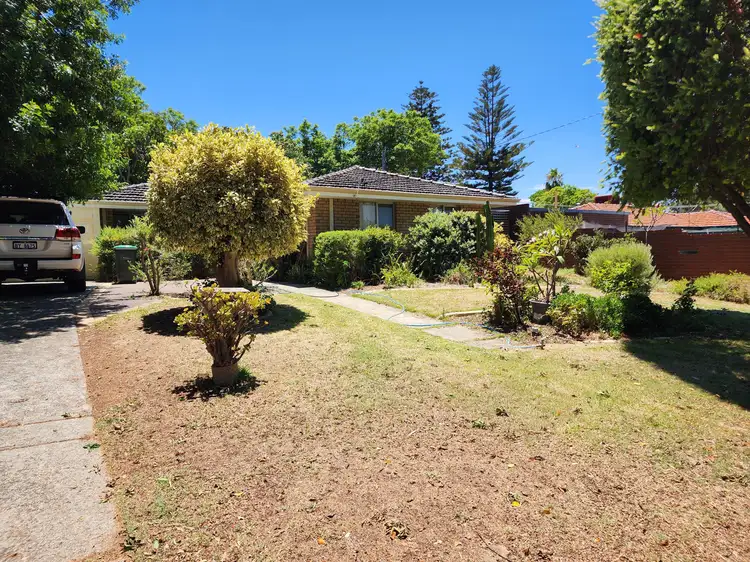 54 Bendix Way, Girrawheen WA 6064