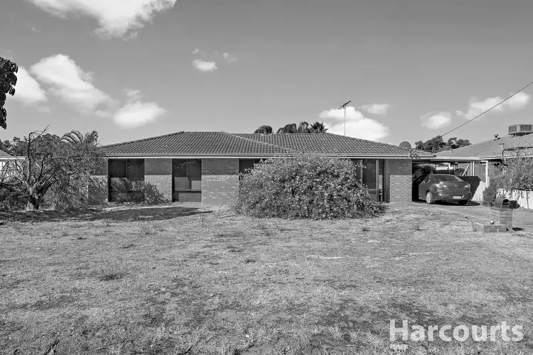 18 Tuart Road, Greenfields WA 6210