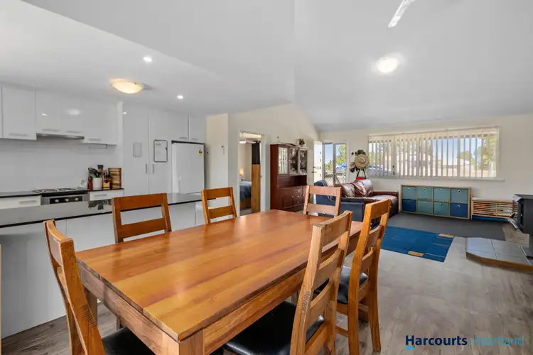 Fifth view of Homely house listing, 2 Aberdeen Avenue, Bridgetown WA 6255