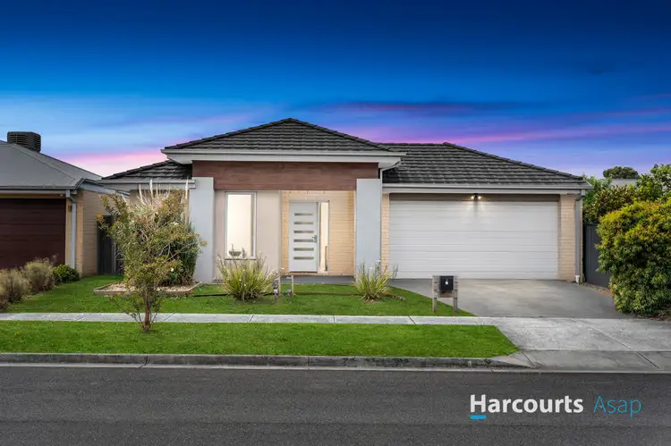 Main view of Homely house listing, 4 Hibernia Place, Cranbourne East VIC 3977