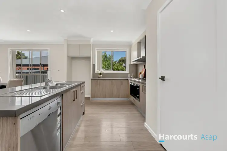 Sixth view of Homely house listing, 4 Hibernia Place, Cranbourne East VIC 3977