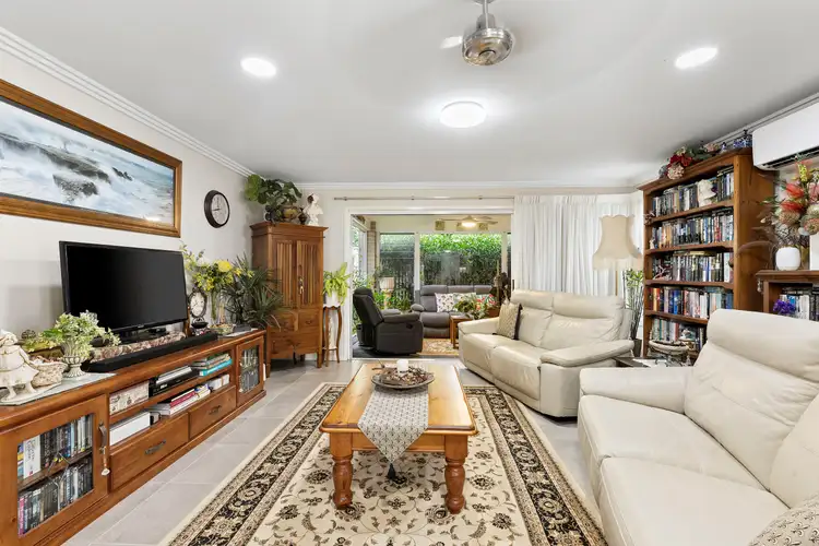 Sixth view of Homely villa listing, 2/13 Henry Street, Mount Lofty QLD 4350
