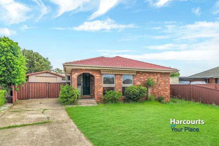 20 Alexandra Circuit, St Clair NSW 2759
