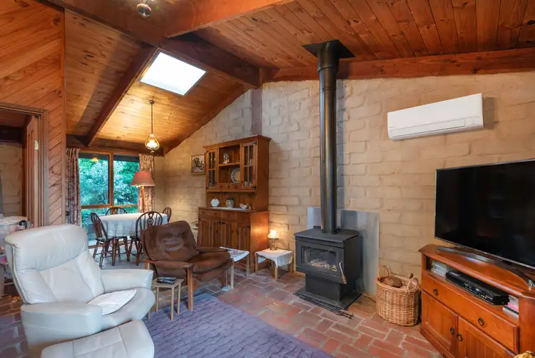 Sixth view of Homely rural property listing, 8 Cassandra Close, Somerville VIC 3912