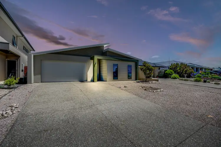 103 Excelsior Parade, Hindmarsh Island SA 5214