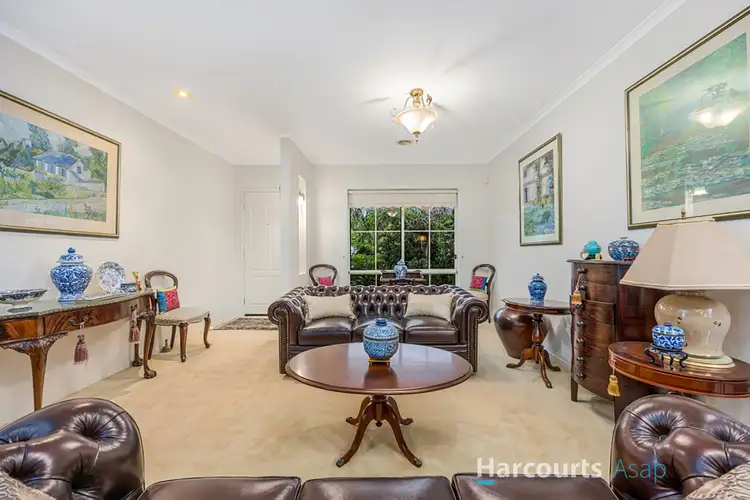 Seventh view of Homely house listing, 10 Kingsland Close, Dingley Village VIC 3172