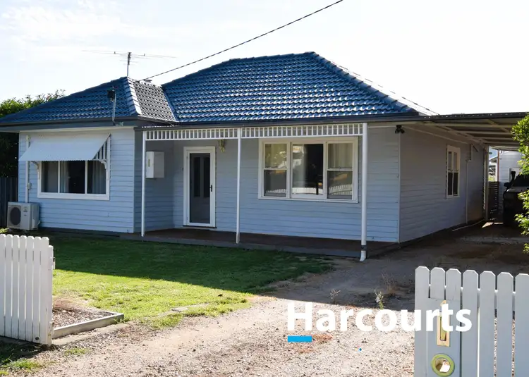 4 Leishman Street