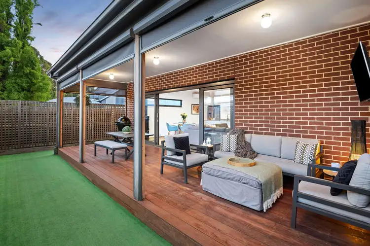 15 Robertson Street, Hastings VIC 3915