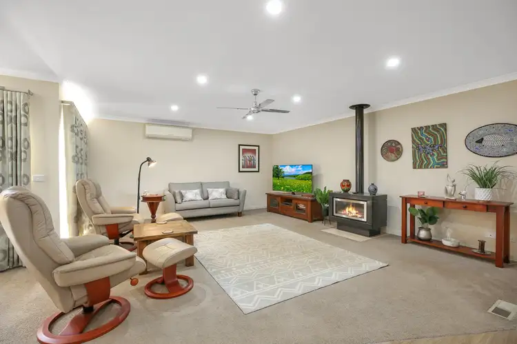 Second view of Homely house listing, 6 Davey Drive, Drouin VIC 3818