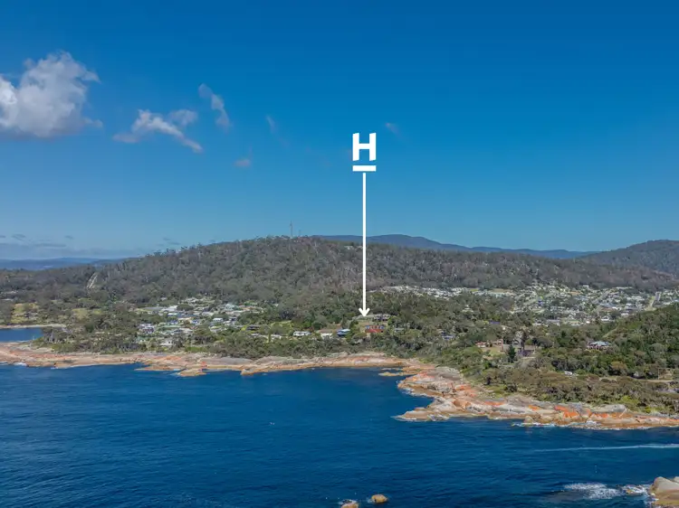 19 Waubs Esplanade, Bicheno TAS 7215