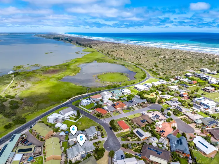 4 & 5/9 Kestrel Court, Goolwa South SA 5214
