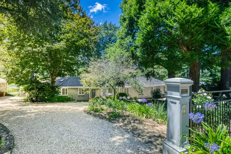 15 Glenside Road, Crafers SA 5152