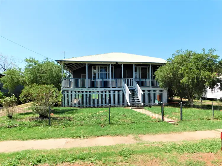 110 Parry Street, Charleville QLD 4470