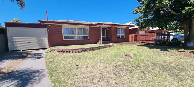 20 Burns Court