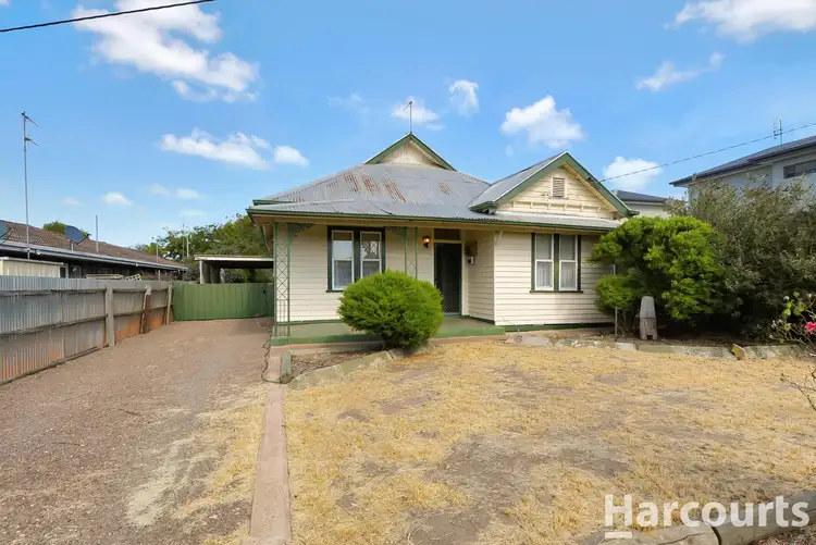 19 Wawunna Road, Horsham VIC 3400