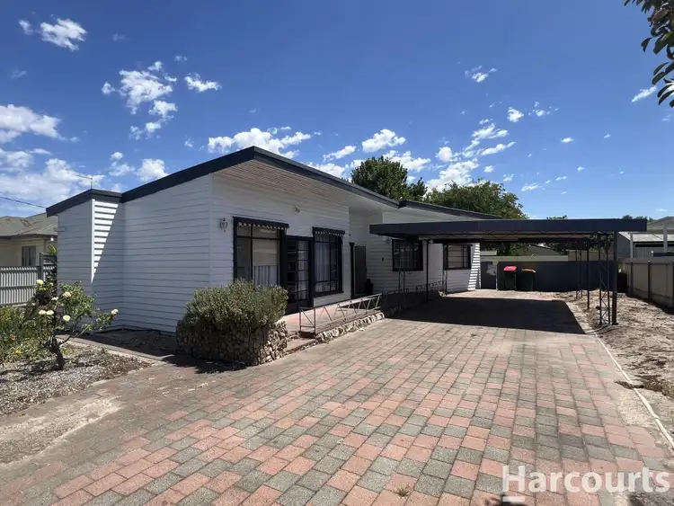 14 Tucker Street, Horsham VIC 3400