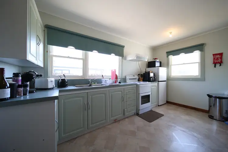 52 Main Street, Zeehan TAS 7469