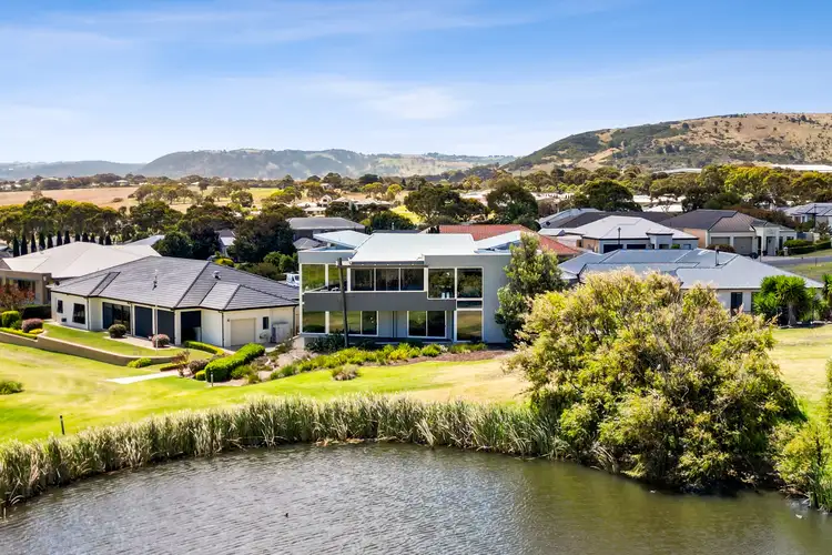 5 Fairway Drive, Mccracken SA 5211