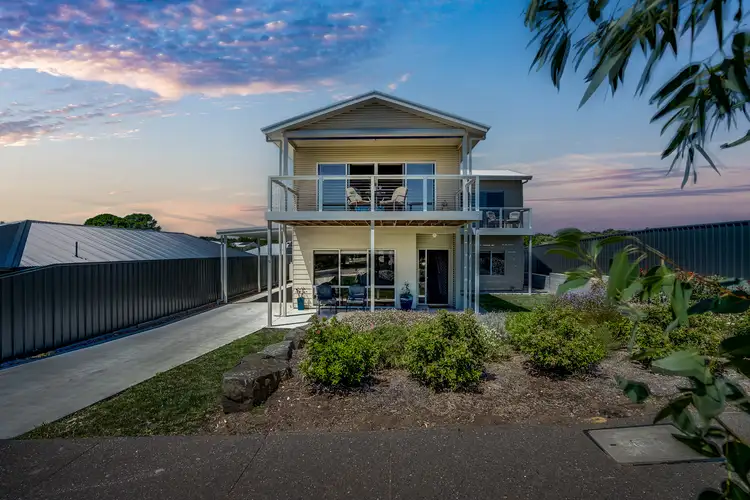 15 Fraser Drive, Hindmarsh Island SA 5214