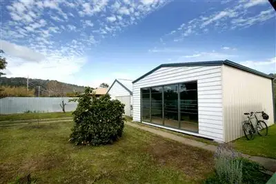 Sixth view of Homely house listing, 8 Holland Street, Euroa VIC