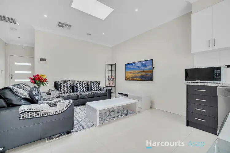 2/31 Ellt Crescent, Noble Park VIC 3174