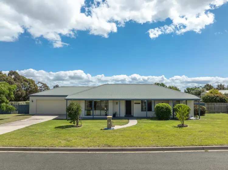 1 Crown Ridge Avenue, Newlands Arm VIC 3875